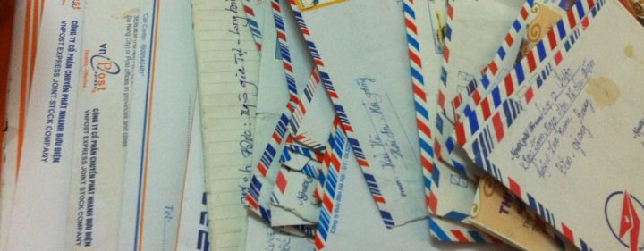 Dịch vụ chuyển phát nhanh tài liệu, bưu phẩm từ Việt Nam đi Estonia