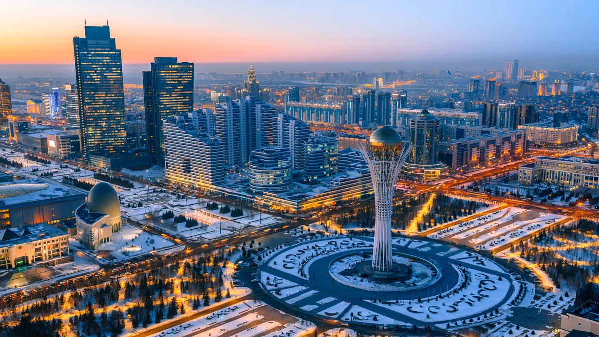 Dịch vụ chuyển phát nhanh đi Kazakhstan giá rẻ.