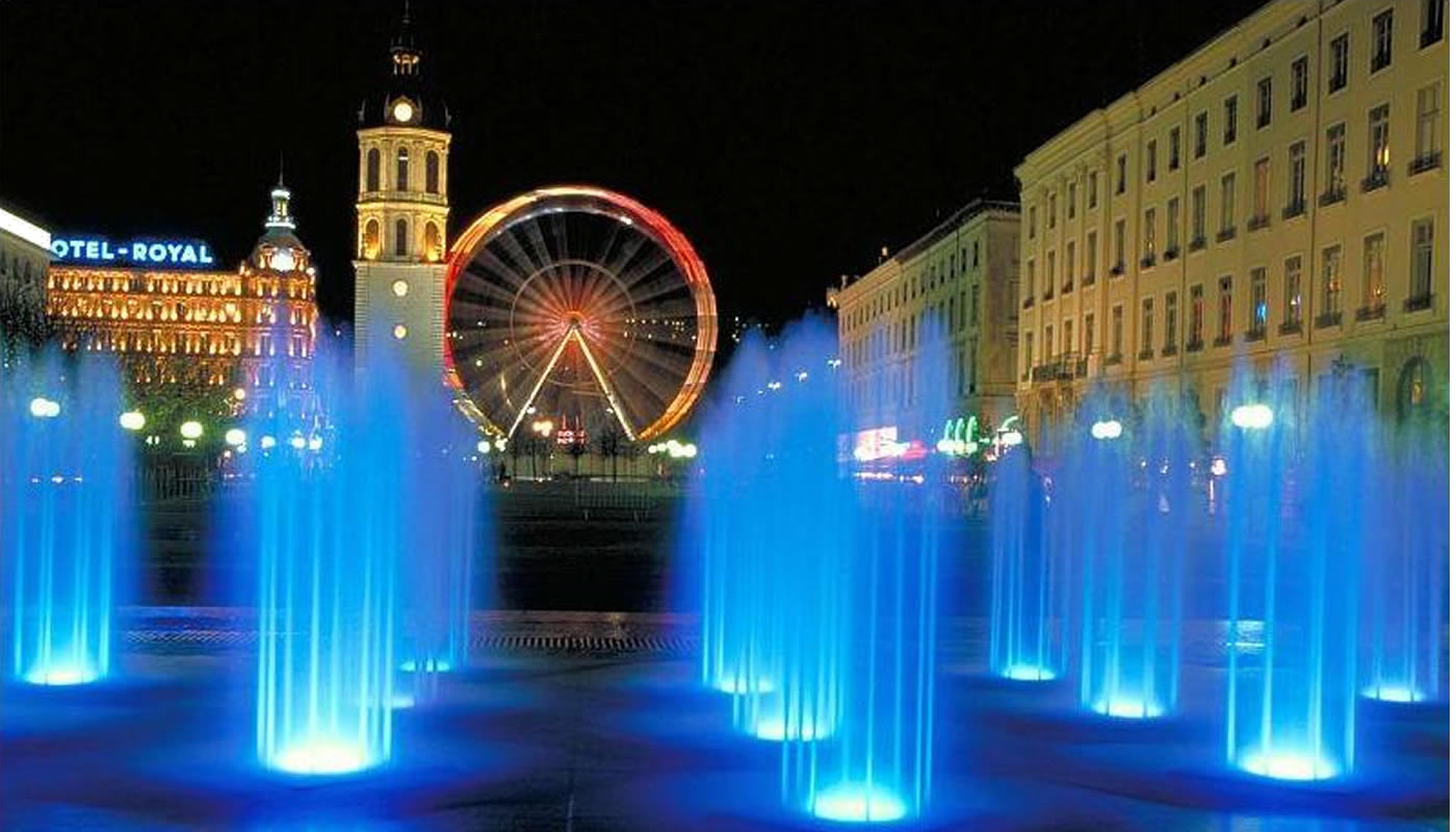 Chuyển phát nhanh từ Hà Nội đi Lyon ( Pháp) giá rẻ, chuyên nghiệp