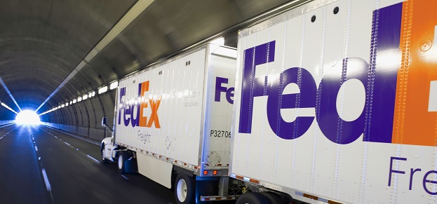 FeDex va nhung cai "dau tien" cua no